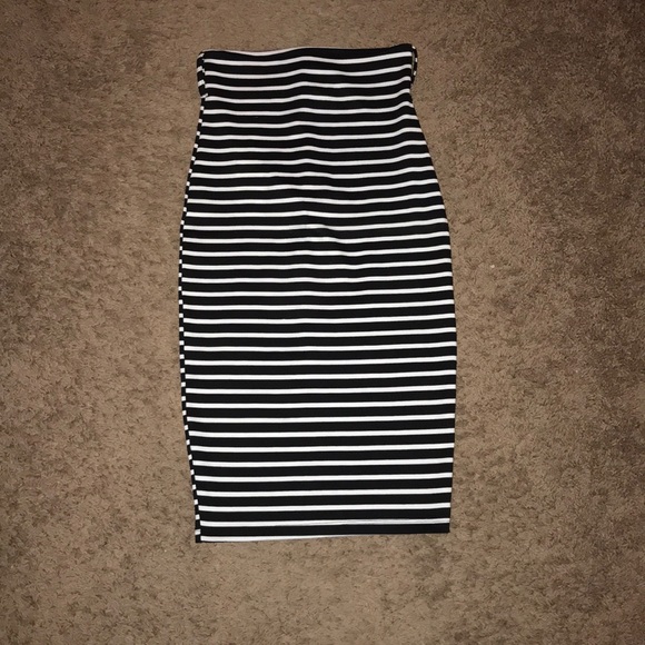 Pencil skirt - Picture 1 of 1